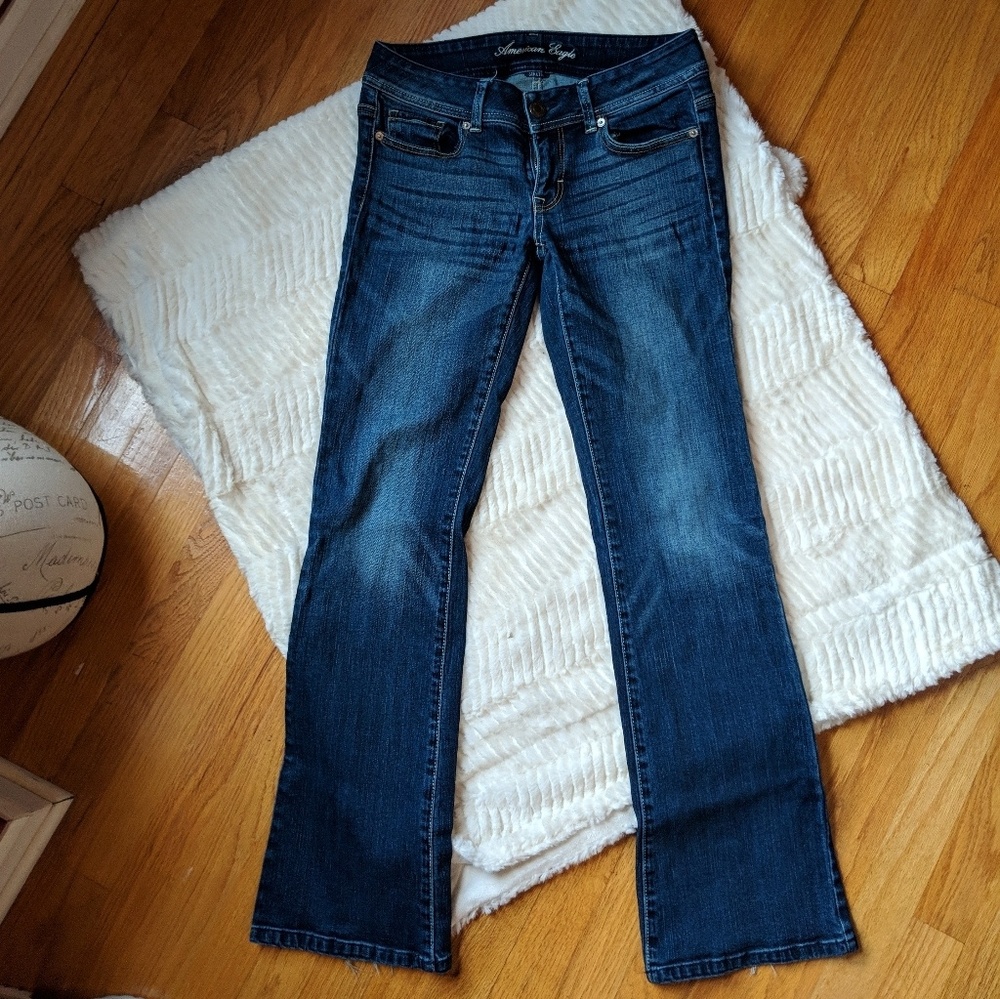 ‼️SOLD ‼️‼️‼️American Eagle AEO Original Bootcut Jeans Size 4
